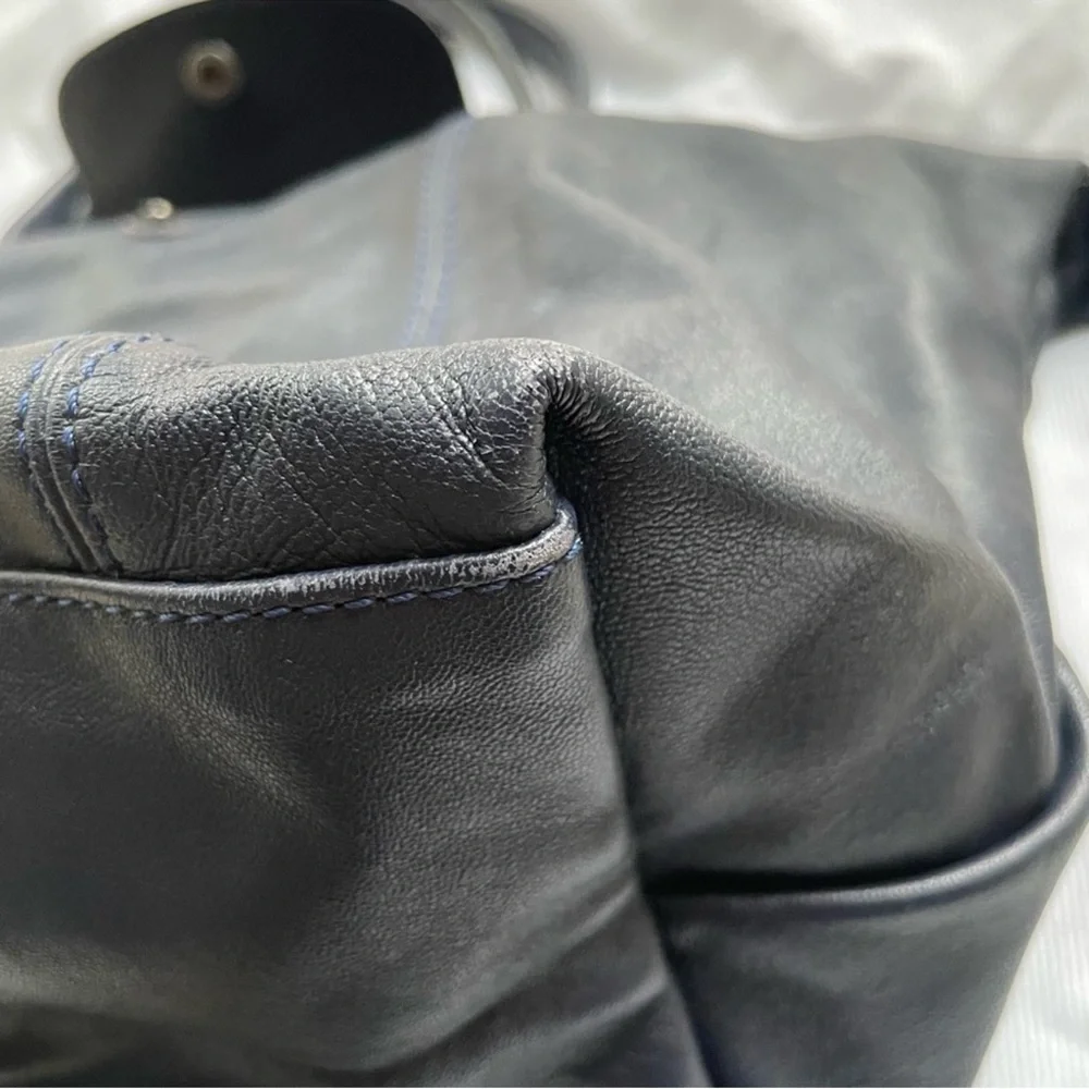 Dark Navy Blue Longchamp Le Pliage cuir - Picture 6 of 12